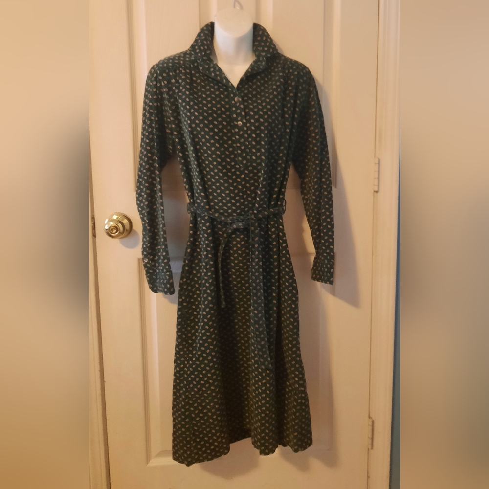 L.L.Bean Vintage Paisley print green cord shirt dress 12